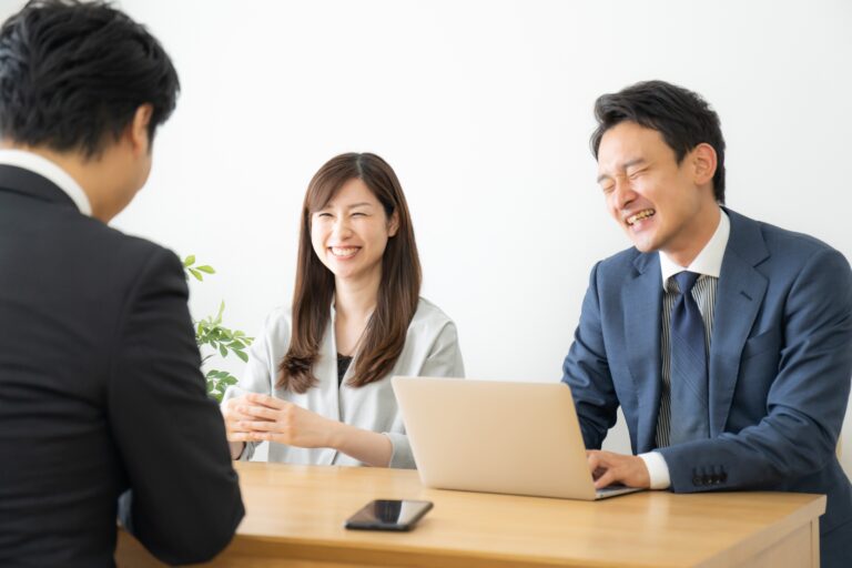 【カジュアル面談とは？面接との違いと対策】― “見られているけど選べる場”ミスマッチを防ぐ新しい採用のかたち-VOL.36
